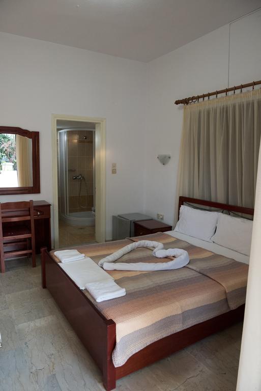 Hotel Glaros Ammoudia Ruang foto